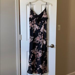 Midi satin black and floral dress